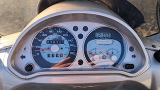 Piaggio Beverly 500 2004-thumb-4