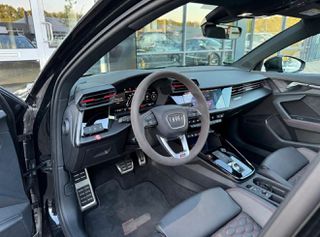 Audi RS3 2023-thumb-9
