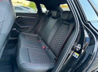 Audi RS3 2023-thumb-12