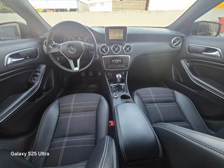 Mercedes-Benz A 200 2013 Full service history-thumb-16