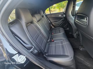 Mercedes-Benz A 200 2013 Full service history-thumb-23