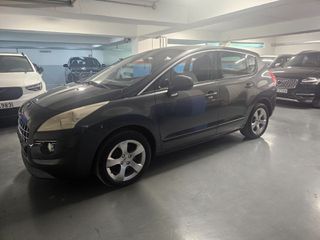 Peugeot 3008 2010-thumb-4