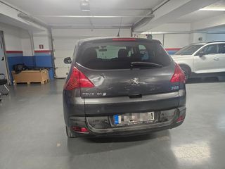 Peugeot 3008 2010-thumb-5
