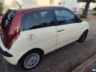 Lancia Ypsilon 2006-thumb-1