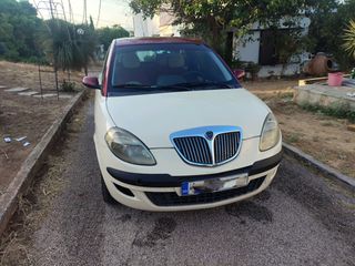 Lancia Ypsilon 2006-thumb-2