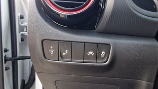 Hyundai Kona 2019 1.6CRDI 136PS 4WD*DCT-7*NAVI*ΔΕΡΜΑ*FULL EXTRA.!!-thumb-53