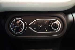Renault Twingo 2021 electric drive 60 kW Intens AYTOMATO (SUNROOF)-thumb-27