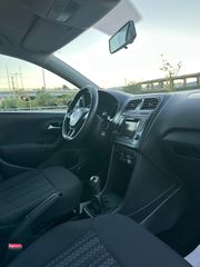Volkswagen Polo 2016-thumb-11