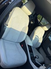 Volvo XC40 2018-thumb-9