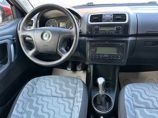 Skoda Fabia 2007 1.2 HTP-thumb-26