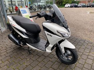 Aprilia SXR 50 2026 4 ΕΤΗ ΕΓΓΥΗΣΗΣ ΚΑΙΝΟΥΡΓΙΟ ΕΤΟΙΜΟΠΑΡΑΔΟΤΟ-thumb-4