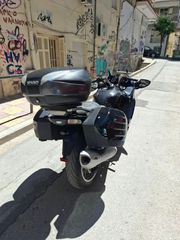 Kawasaki GTR 1400 2008-thumb-8