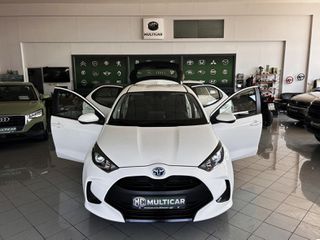 Toyota Yaris 2022 1.5 Hybrid Business e-CVT Auto