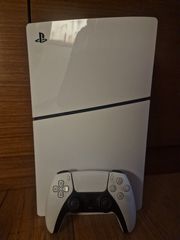 Play Station 5 slim