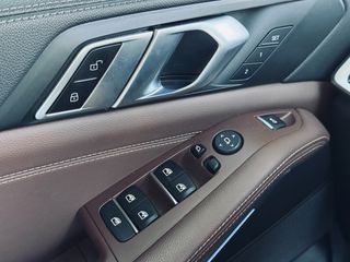 Bmw X5 2022 X-Line 390ps Plugin, Μάυρο με καφέ εσωτερικό-thumb-14