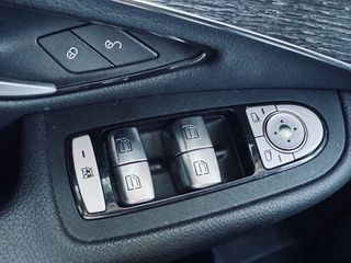 Mercedes-Benz GLC 300 2020 E 4MATIC 9G-TRONIC 306ps 4*4 plugin-thumb-18