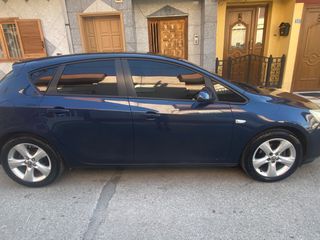 Opel Astra 2013 ASTRA J-thumb-1
