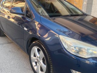 Opel Astra 2013 ASTRA J-thumb-2
