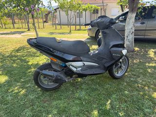 Piaggio 50 N 2008 Runner-thumb-2