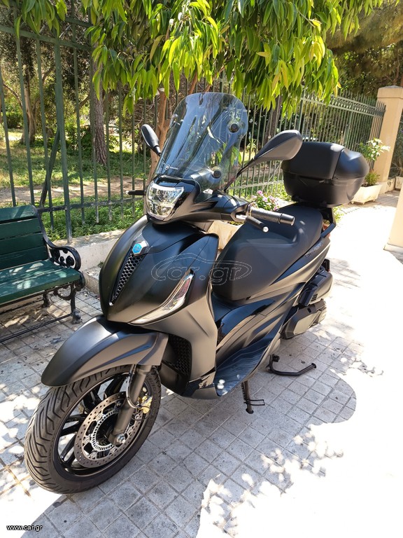 Piaggio Beverly 400 2023 DEEP BLACK Εγγύηση εως 11/2027
