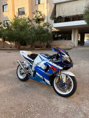 Suzuki GSXR 1000 2001-thumb-2