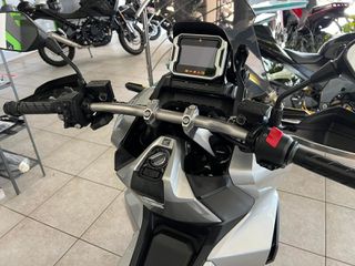 Honda ADV 350 2023-thumb-3