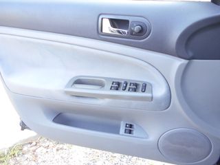 Volkswagen Passat 2004 PASSAT 1.6-thumb-24
