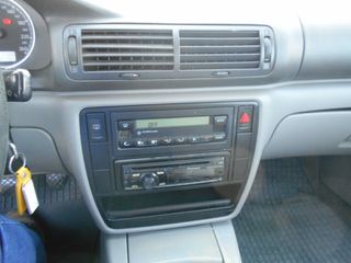 Volkswagen Passat 2004 PASSAT 1.6-thumb-30