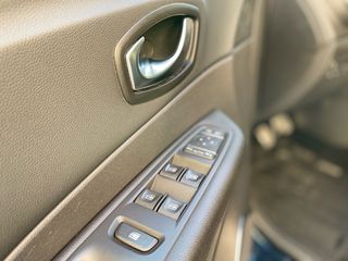 Renault Captur 2018-thumb-11