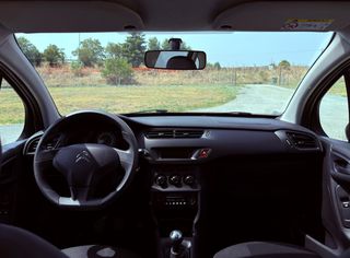 Citroen C3 2015 1.2 VTi ATTRACTION-thumb-22