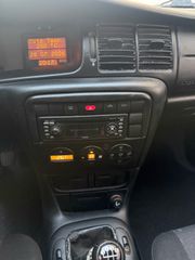 Opel Vectra 2001-thumb-9