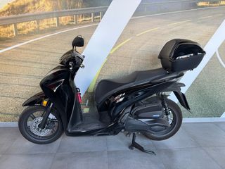 Honda SH 350i 2024 TOP BOΧ A B S-thumb-4