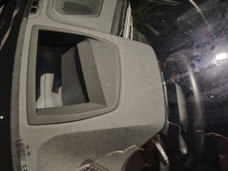 Bmw 330 2020-thumb-12