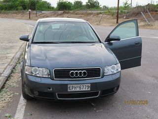 Audi A4 2001 A4 1.6-thumb-1