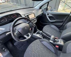 Peugeot 2008 2018 1.2 Pure Teck Style-thumb-19
