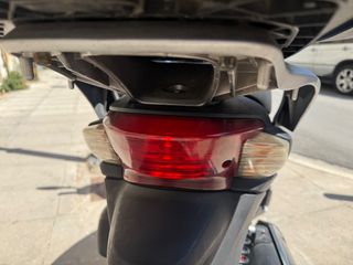Honda SH 300i 2011-thumb-7