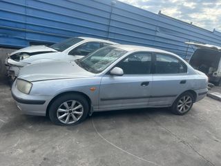 Hyundai Elantra 2003-thumb-2