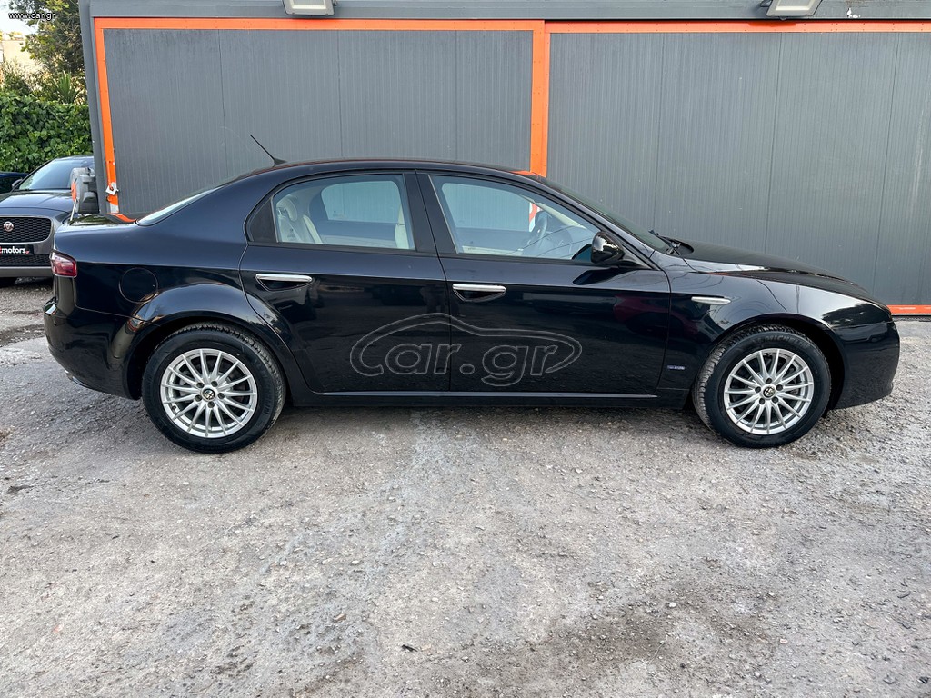 Alfa Romeo Alfa 159 thumbnail 9
