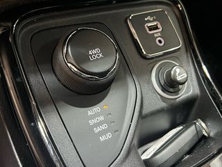 Jeep Compass 2019 LIMITED/AUTO/4X4/ΟΘΟΝΗ/CAMERA/LED/ΖΑΝΤΕΣ/EU6-thumb-34