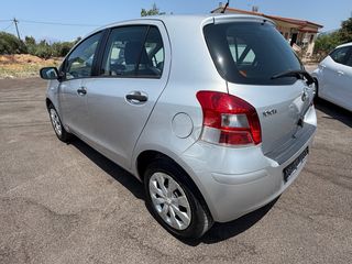 Toyota Yaris 2011 YARIS 1.0 VVT-I Cool Edition-thumb-3