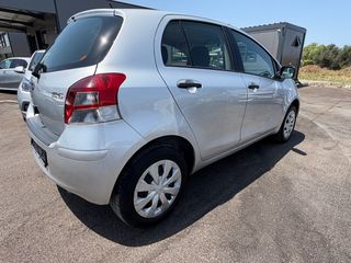 Toyota Yaris 2011 YARIS 1.0 VVT-I Cool Edition-thumb-5