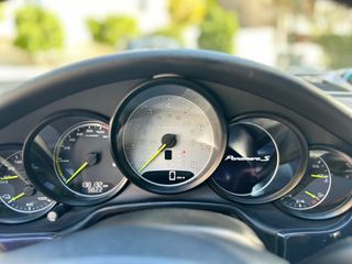 Porsche Panamera 2015 Hybrd-thumb-14