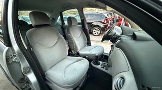 Citroen C3 2004-thumb-13