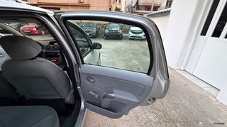 Citroen C3 2004-thumb-15