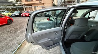 Citroen C3 2004-thumb-19