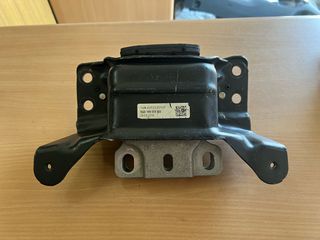 VW/Seat/Skoda/Audi Αριστερή βάση Κινητήρα/Σασμαν 5Q0199555BG