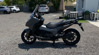 Honda Integra 750 2016 and led