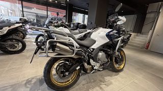 CFmoto 700 MT 2025-thumb-1