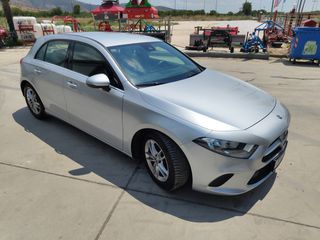 Mercedes-Benz A 180 2018 D DUSINESS-thumb-1