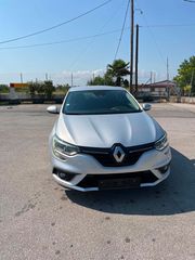 Renault Megane 2017-thumb-1